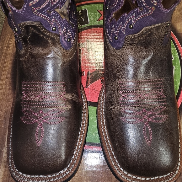 Laredo Purple and Brown Women's Western Boots - Picture 8 of 14